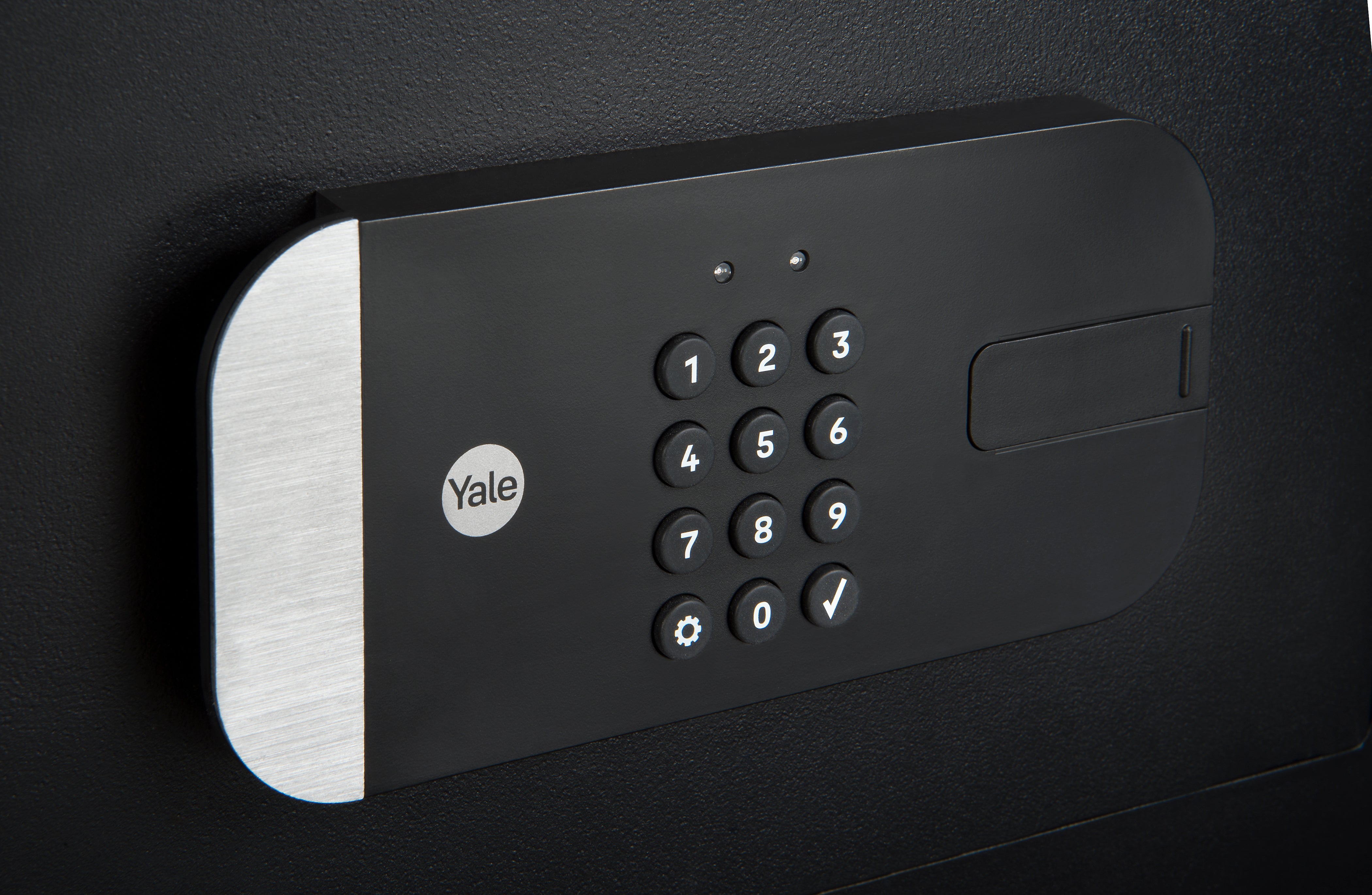 Yale Smart Safe