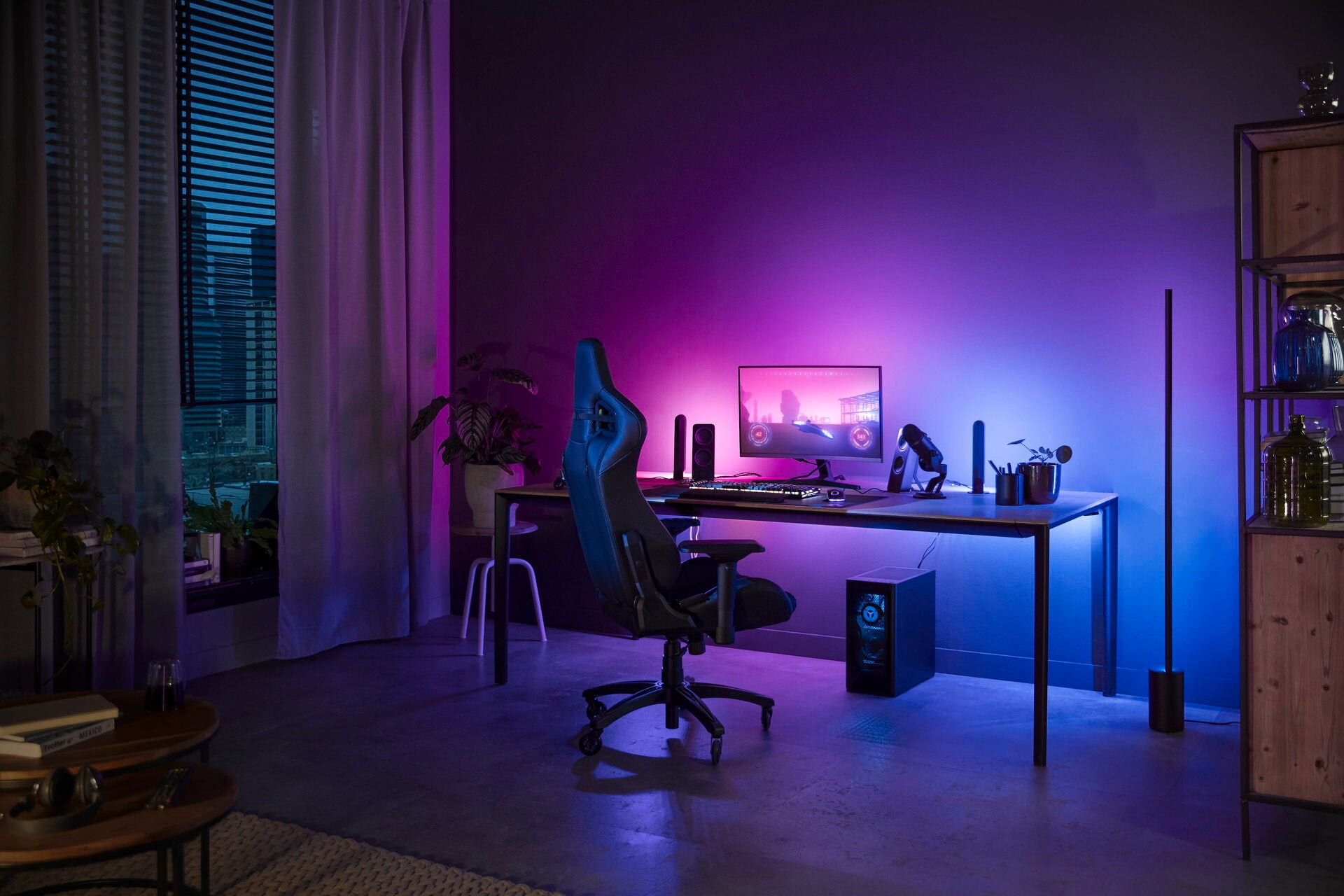 Philips Hue Play Gradient PC LS 24/27” Starter Set inkl. Philips Hue Bridge